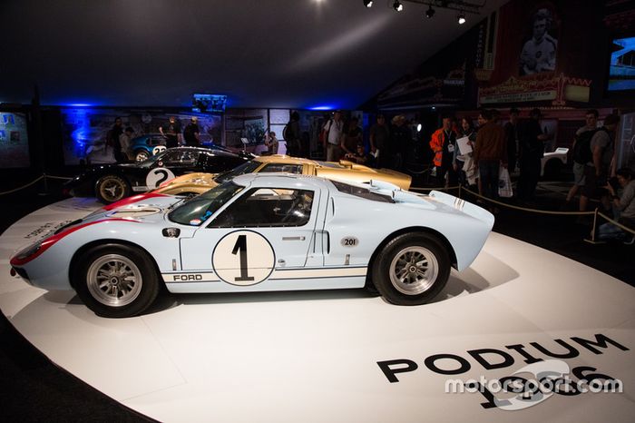 Le Mans 1966: segundo clasificado, Ken Miles, Denis Hulme, Ford GT 40