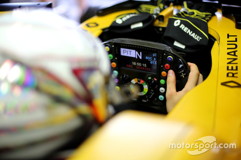 Kevin Magnussen, Renault Sport F1 Team