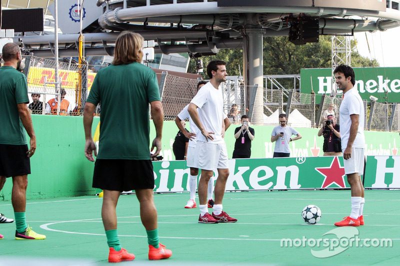 Jolyon Palmer, Renault Sport F1 Team and Sergio Perez, Sahara Force India F1 at the charity 5-a-side