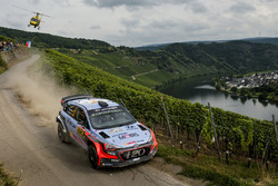 Тьєррі Ньовілль, Ніколя Жільсуль, Hyundai i20 WRC, Hyundai Motorsport
