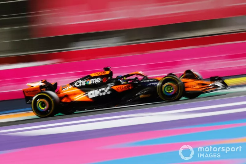 Oscar Piastri, McLaren MCL38