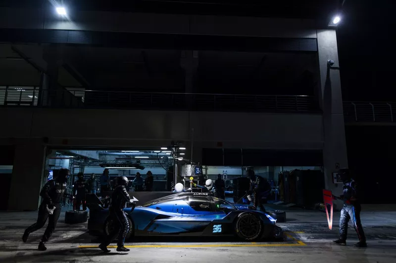 Alpine A424