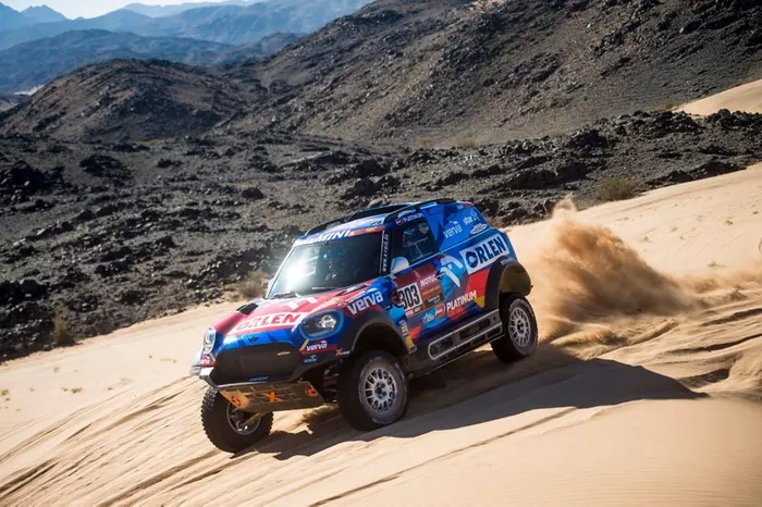 #303 JCW X-Raid Team: Jakub Przygonski, Timo Gottschalk