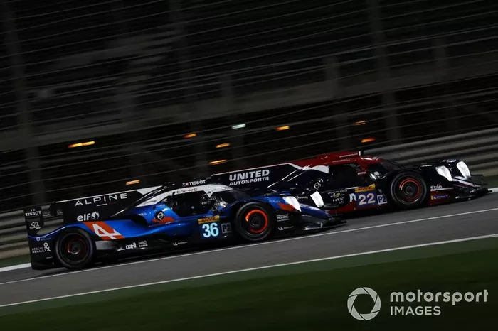#36 Signatech Alpine Elf Alpine A470: Thomas Laurent, Andre Negrao, Pierre Ragues 