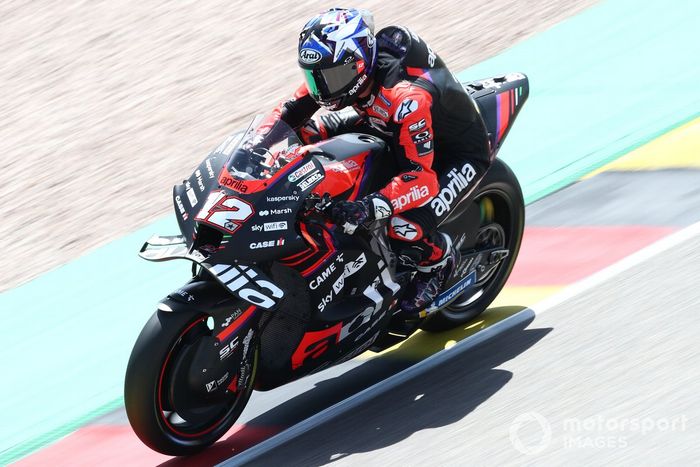Maverick Viñales, Aprilia Racing Team