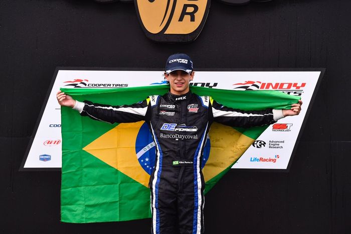 Kiko Porto vence em Indianápolis