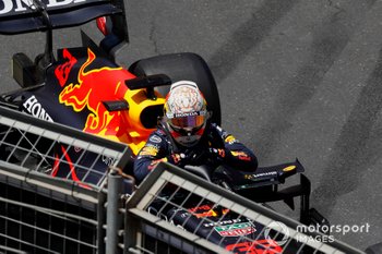 Gasly snelste in derde training Baku, Verstappen crasht