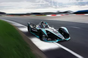 Nelson Piquet Jr., Jaguar Racing I-TYPE 3