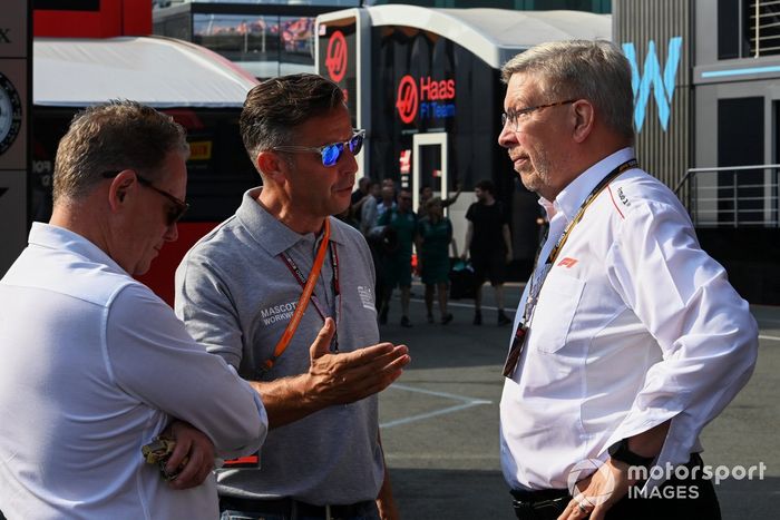 Ross Brawn, director general de deportes de motor de la FOM, en un debate
