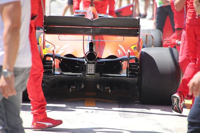 Ferrari SF90, traseira