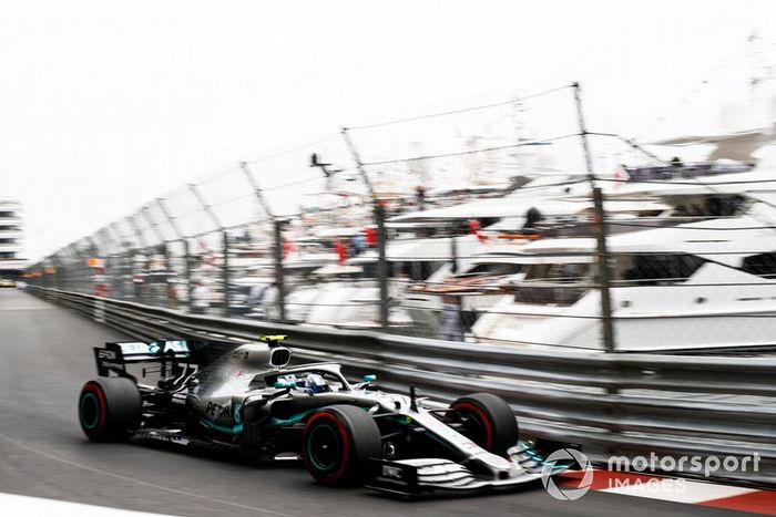2: Valtteri Bottas, Mercedes AMG W10, 1'10.252