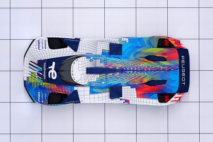 	
Peugeot 9X8 LMH con la decoración para las 24h de Le Mans