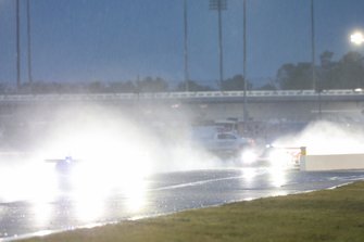 #10 Wayne Taylor Racing Cadillac DPi: Renger Van Der Zande, Jordan Taylor, Fernando Alonso, Kamui Kobayashi