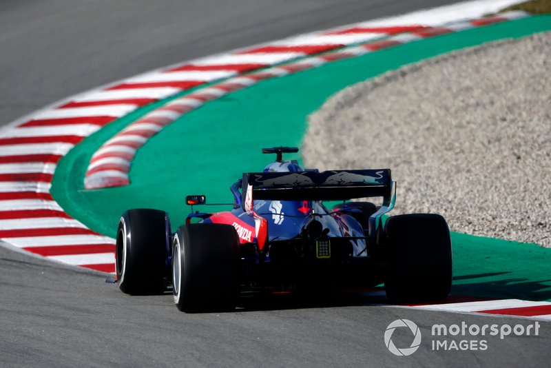 Алекс Албон, Scuderia Toro Rosso STR14