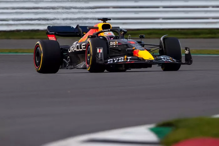 Max Verstappen, Red Bull Racing RB18 
