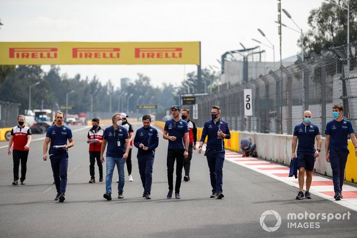 Nicholas Latifi, Williams recorre la pista