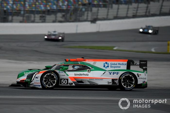 Agustín Canapino y el Juncos Racing en acción en Daytona