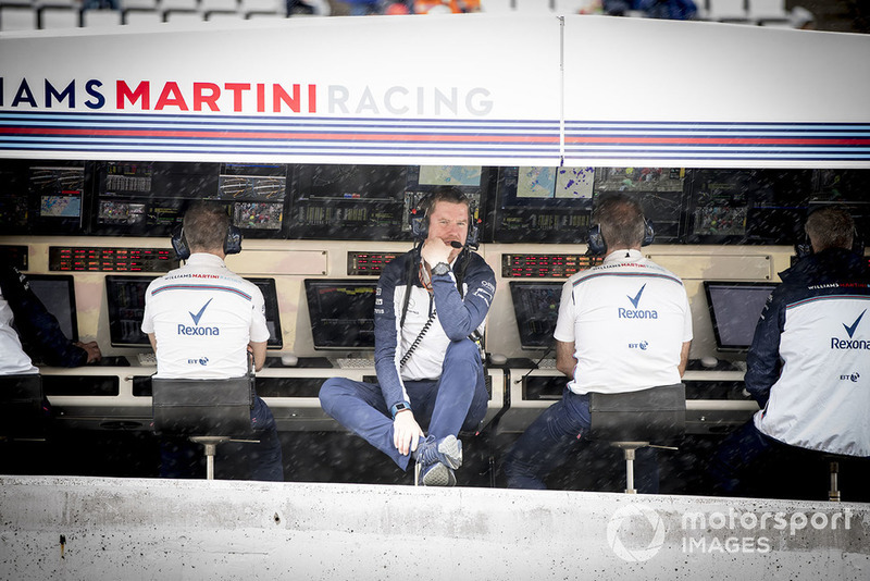 Rob Smedley, Head of Vehicle Performance, Williams Martini Racing, on the pit wall