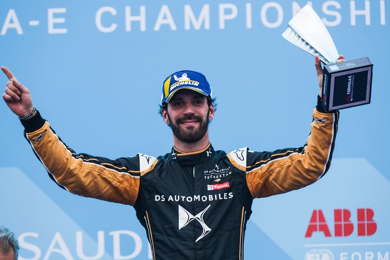 Jean-Eric Vergne, DS TECHEETAH fête sa deuxième place sur le podium