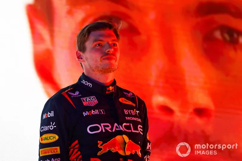 Max Verstappen, Red Bull Racing, primo posto, sul podio