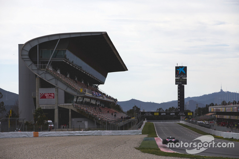 Daniil Kvyat, Toro Rosso STR12
