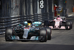 Льюіс Хемілтон, Mercedes AMG F1 W08, Естебан Окон, Sahara Force India F1 VJM10