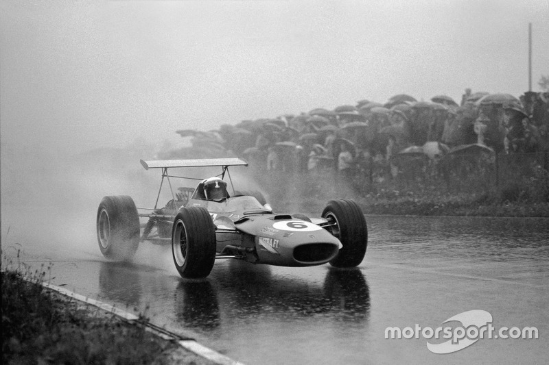 Jackie Stewart, Matra in de epische Duitse Grand Prix van 1968 die hij met grote voorsprong zou winnen in de regen