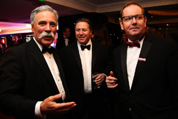 Formel-1-Chef Chase Carey mit McLaren-Geschäftsführer Zak Brown