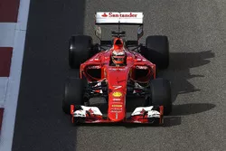 Kimi Raikkonen, Ferrari test met banden van Pirelli voor 2017 Pirelli