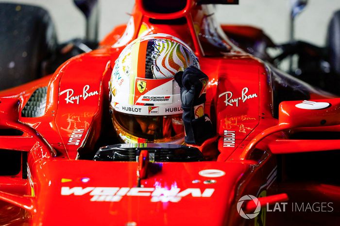 Ganador de la pole Sebastian Vettel, Ferrari