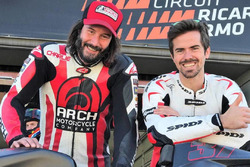 Keanu Reeves y Nico Terol en el Circuito Ricardo Tormo de Valencia