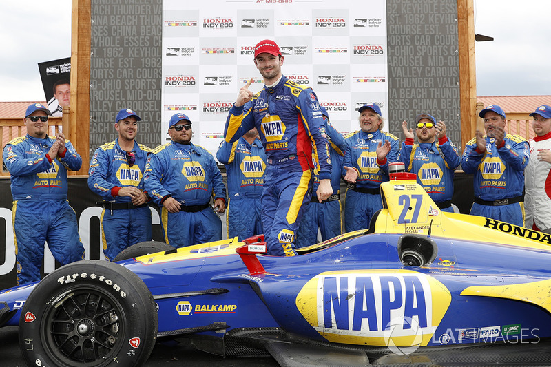 Le vainqueur Alexander Rossi, Andretti Autosport Honda