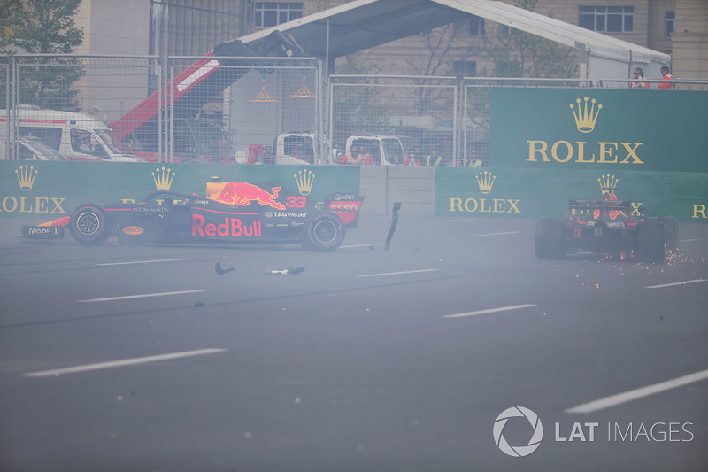 Max Verstappen - Daniel Ricciardo kazası - Red Bull Racing
