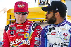 Kyle Busch, Joe Gibbs Racing, Toyota Camry Skittles Sweet Heat and Darrell Wallace Jr., Richard Petty Motorsports, Chevrolet Camaro The Cosmopolitan of Las Vegas