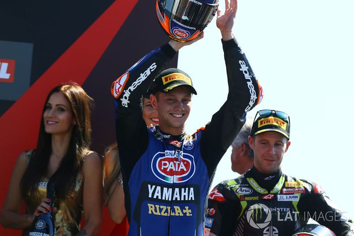 Podio: segundo lugar Michael van der Mark, Pata Yamaha