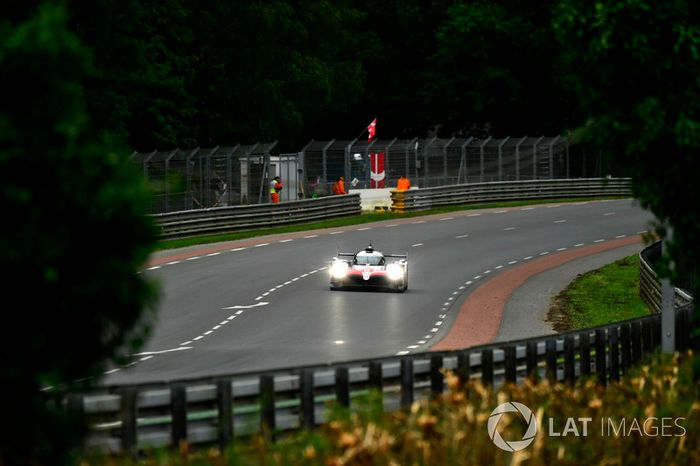 #8 Toyota Gazoo Racing Toyota TS050: Sébastien Buemi, Kazuki Nakajima, Fernando Alonso