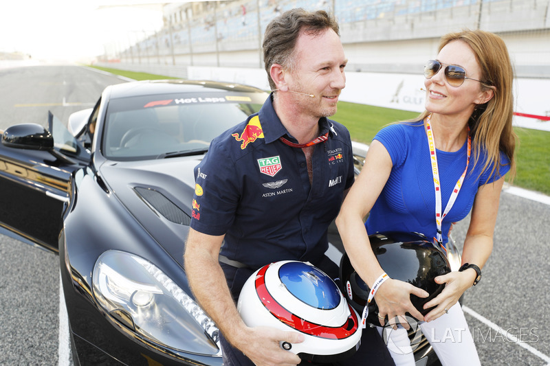 Джері і Крістіан Хорнер, Aston Martin Vanquish S