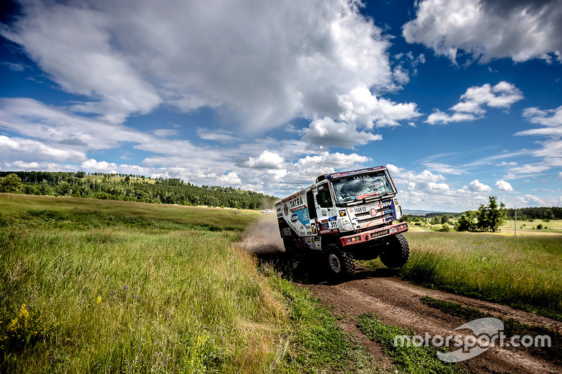 #311 TATRA BUGGYRA Racing: Martin Kolomy, Jiri Stross, Michal Ernst