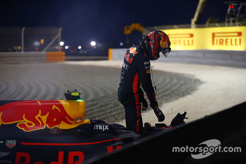 Max Verstappen, Red Bull Racing: Abandono