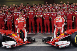 Sebastian Vettel, Ferrari; Kimi Räikkönen, Ferrari