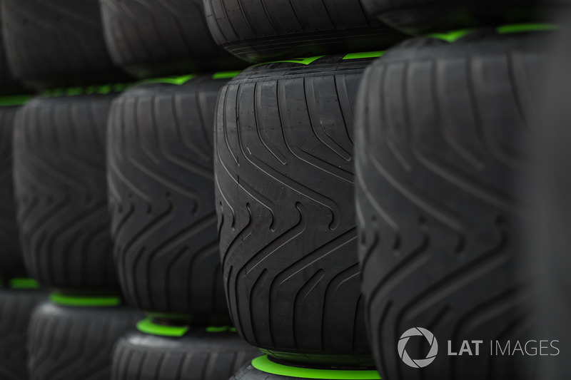 Pirelli lastikleri