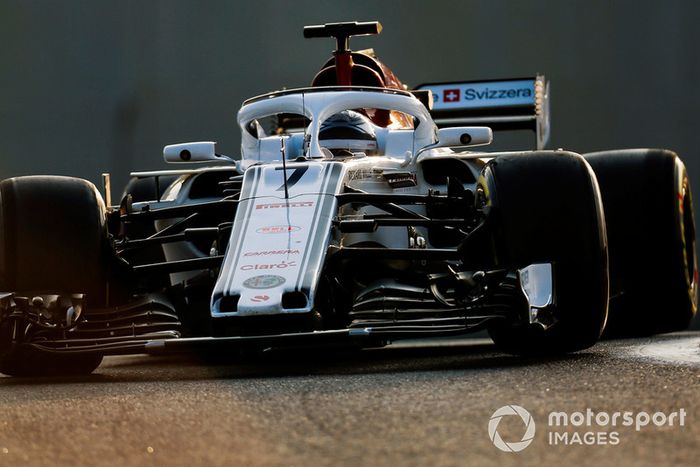 Kimi Raikkonen, Sauber C37   Joe Portlock