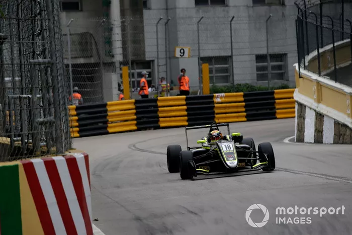 Callum Ilott, Carlin