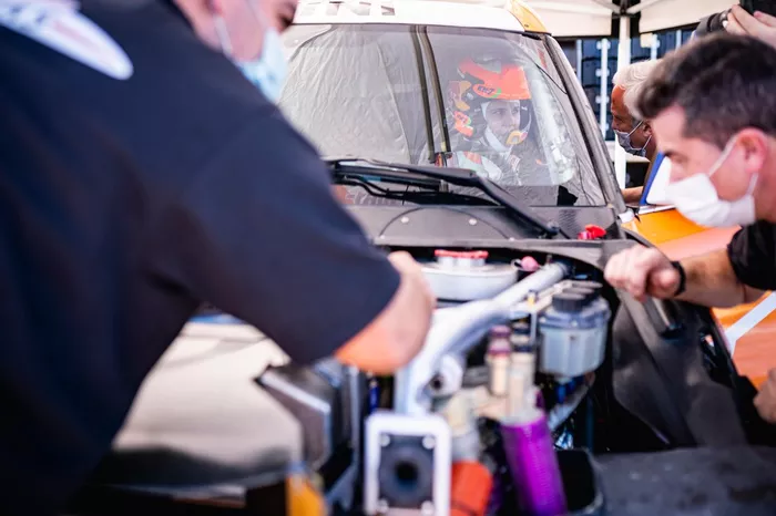 #238 X-Raid Mini John Cooper Works Rally Mini: Laia Sanz