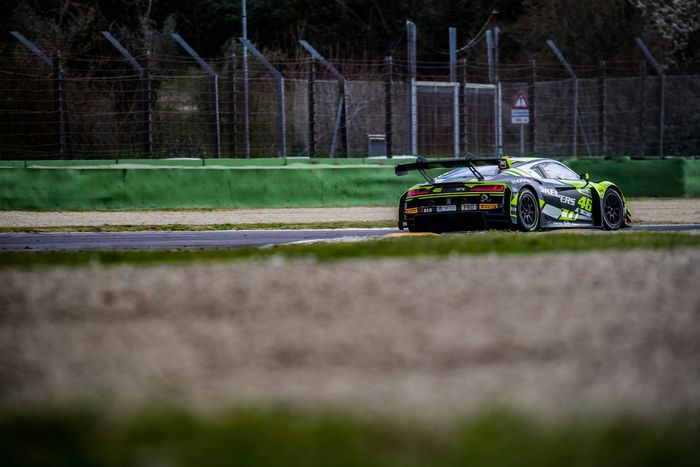 #46 Team WRT, Audi R8 LMS Evo II GT3: Nico Müller, Frédéric Vervisch, Valentino Rossi