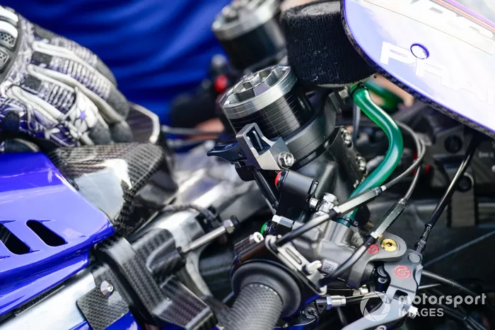 Yamaha Racing Bike Details