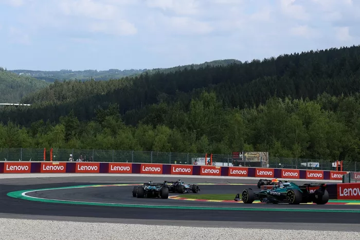 George Russell, Mercedes, Lance Stroll, Aston Martin Racing, Fernando Alonso, Aston Martin Racing