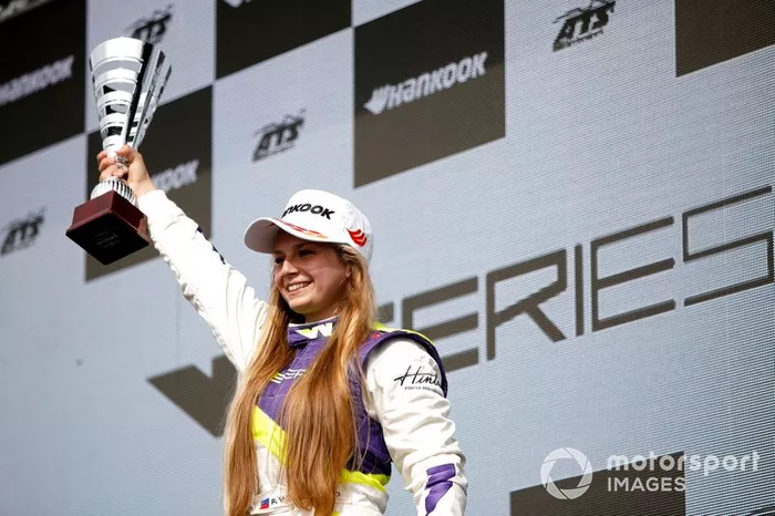 Podio: tercer lugar Fabienna Wohlwend