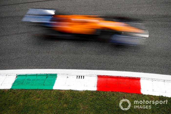 Carlos Sainz Jr., McLaren MCL34