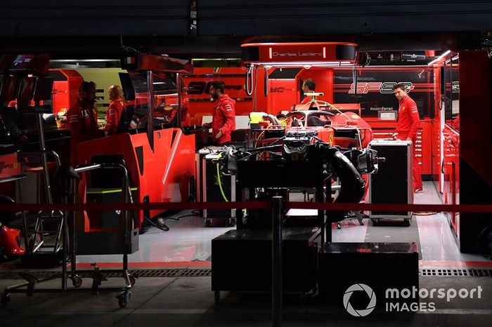 El box de Ferrari